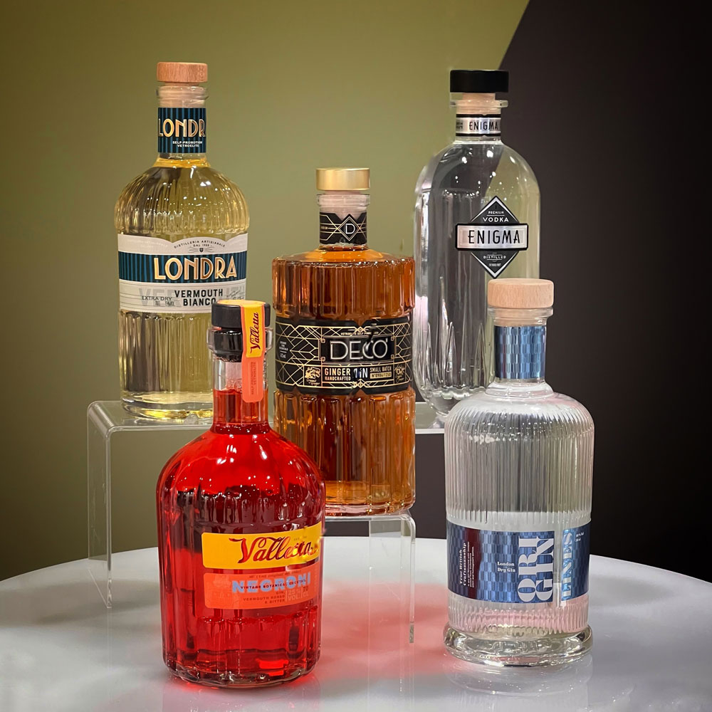 Origin Lines: le bottiglie con etichette Tonutti Tecniche Grafiche.